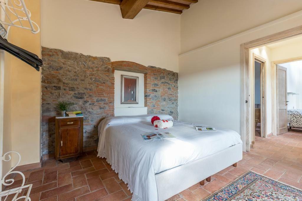 Relais Del Lago E Relais Del Monte Filettole Luaran gambar