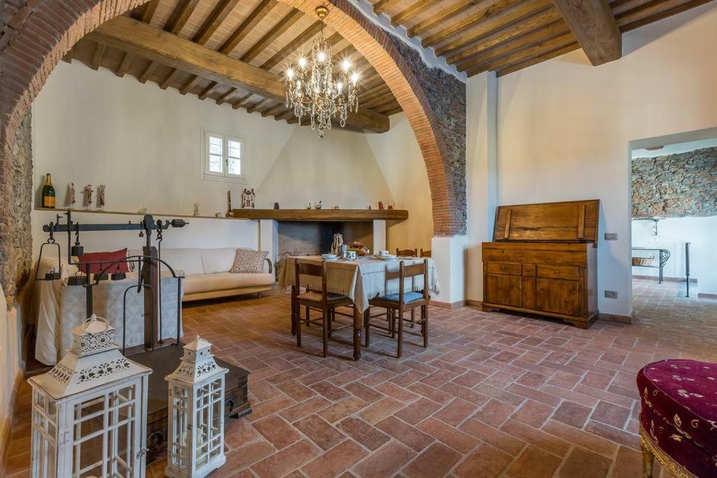 Relais Del Lago E Relais Del Monte Filettole Luaran gambar